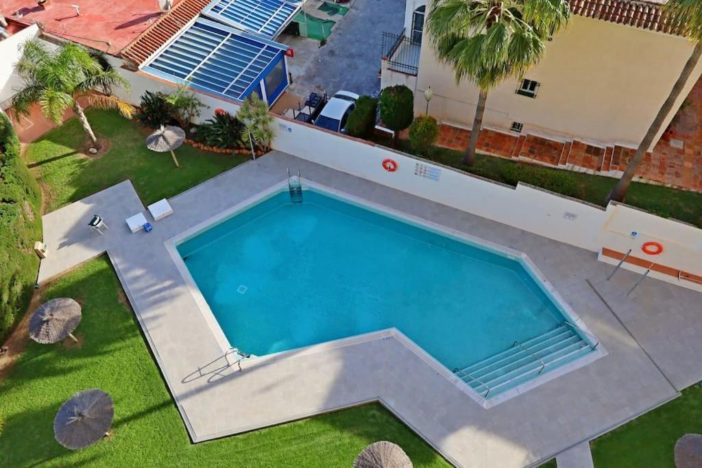 Vistas Al Mar Y Al Puerto Deportivo Lägenhet Benalmádena Exteriör bild