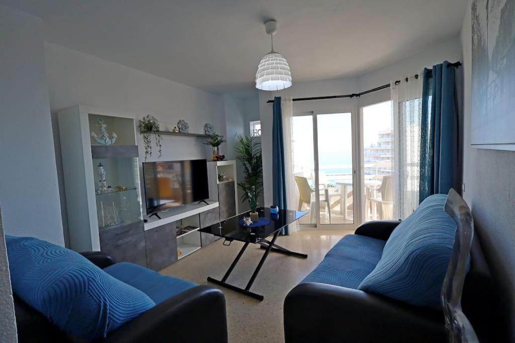 Vistas Al Mar Y Al Puerto Deportivo Lägenhet Benalmádena Exteriör bild